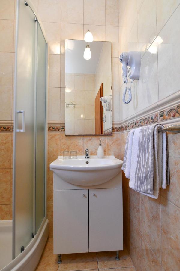 Apartments Villa Miranda Vodice Ngoại thất bức ảnh