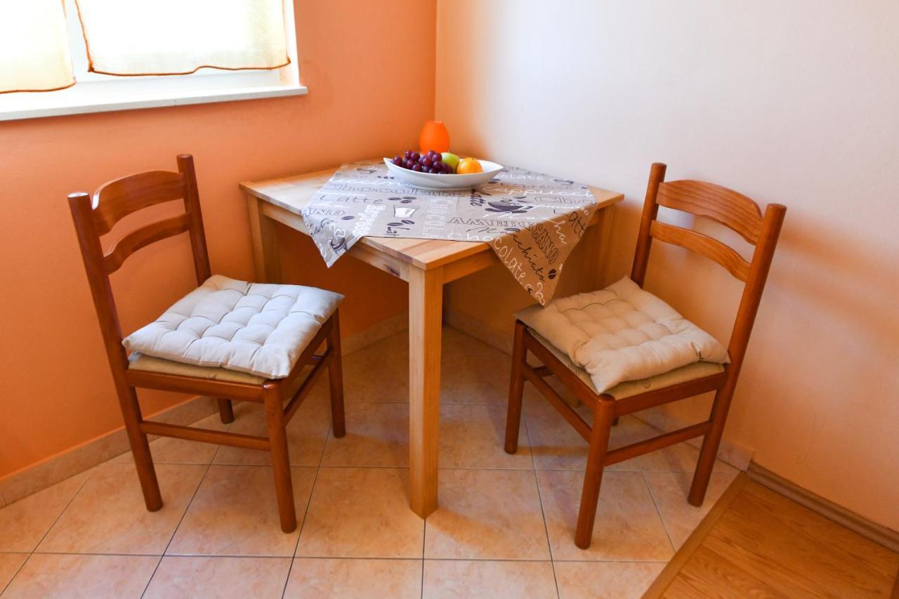Apartments Villa Miranda Vodice Ngoại thất bức ảnh