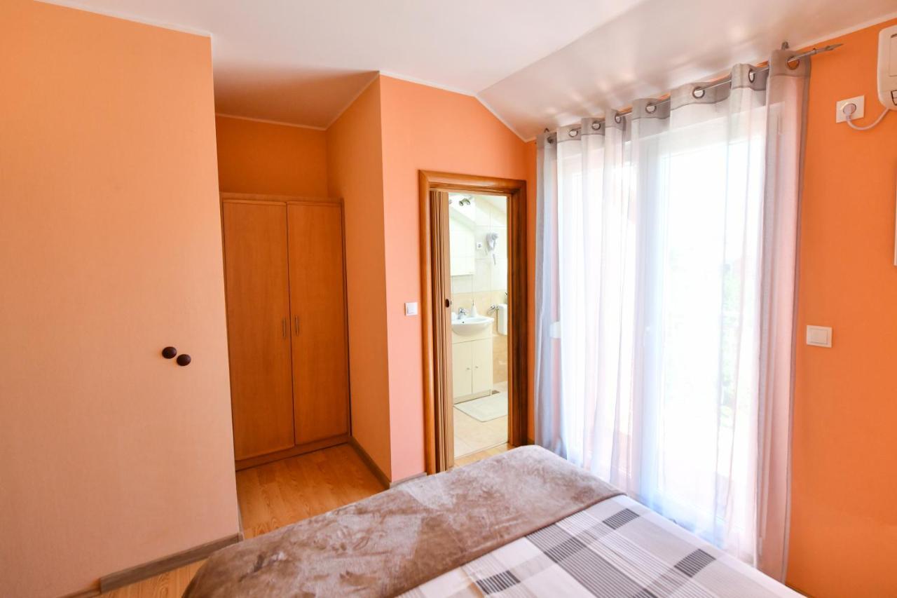 Apartments Villa Miranda Vodice Ngoại thất bức ảnh