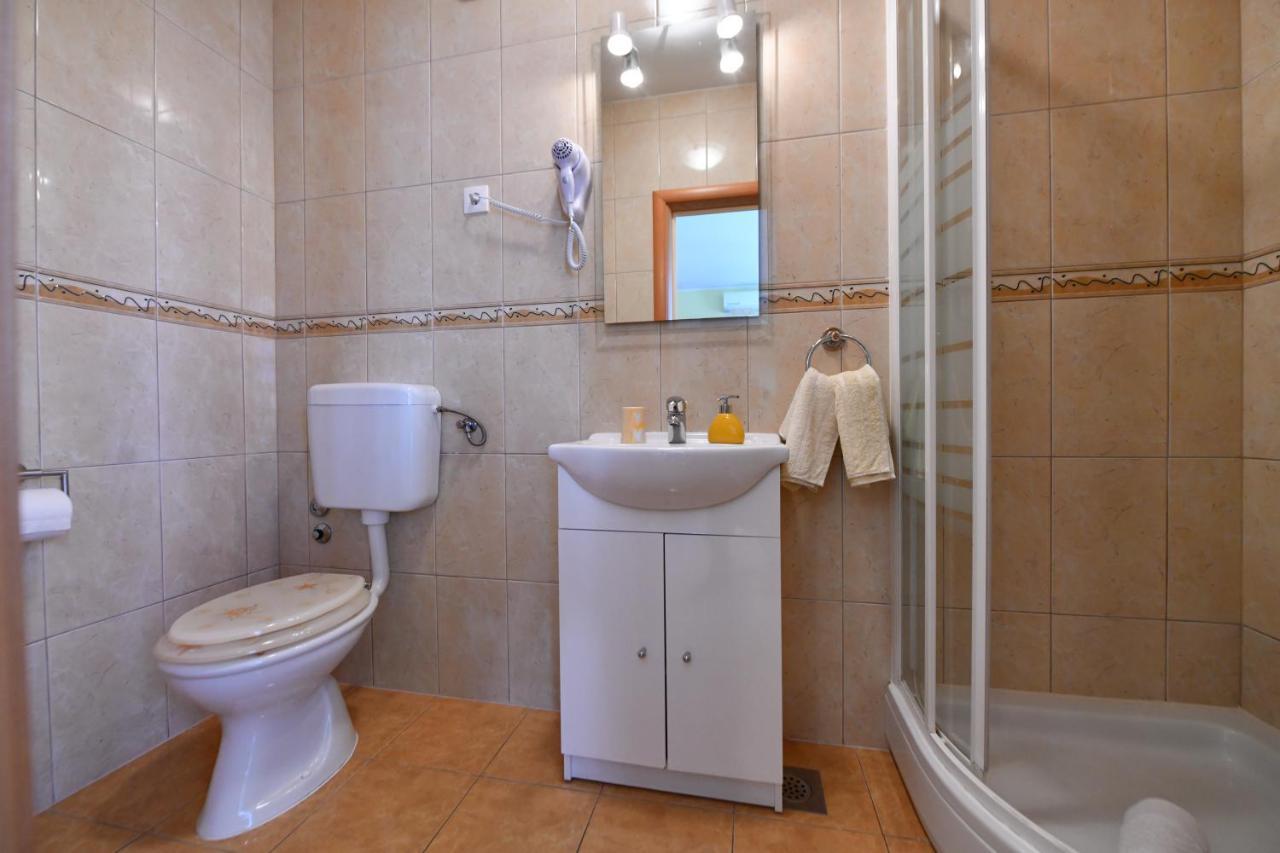 Apartments Villa Miranda Vodice Ngoại thất bức ảnh