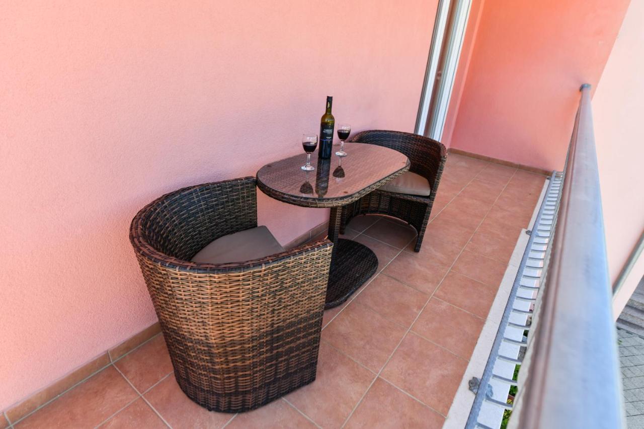 Apartments Villa Miranda Vodice Ngoại thất bức ảnh