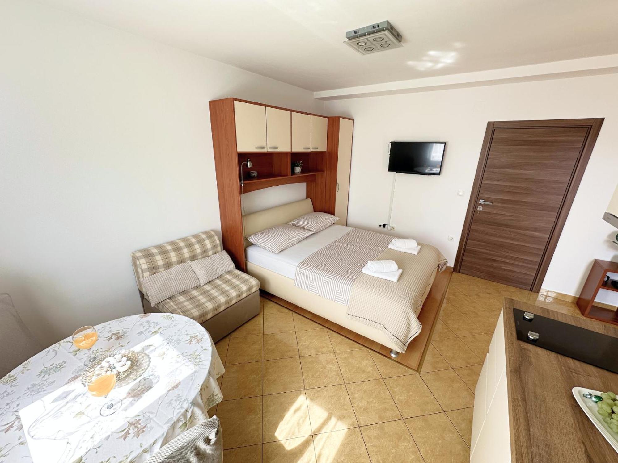 Apartments Villa Miranda Vodice Ngoại thất bức ảnh