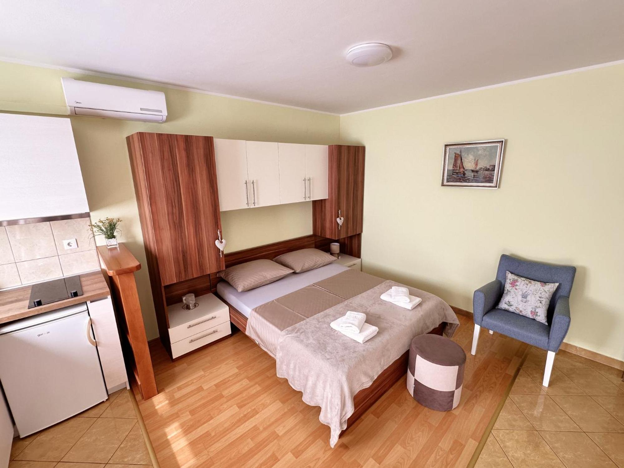 Apartments Villa Miranda Vodice Ngoại thất bức ảnh