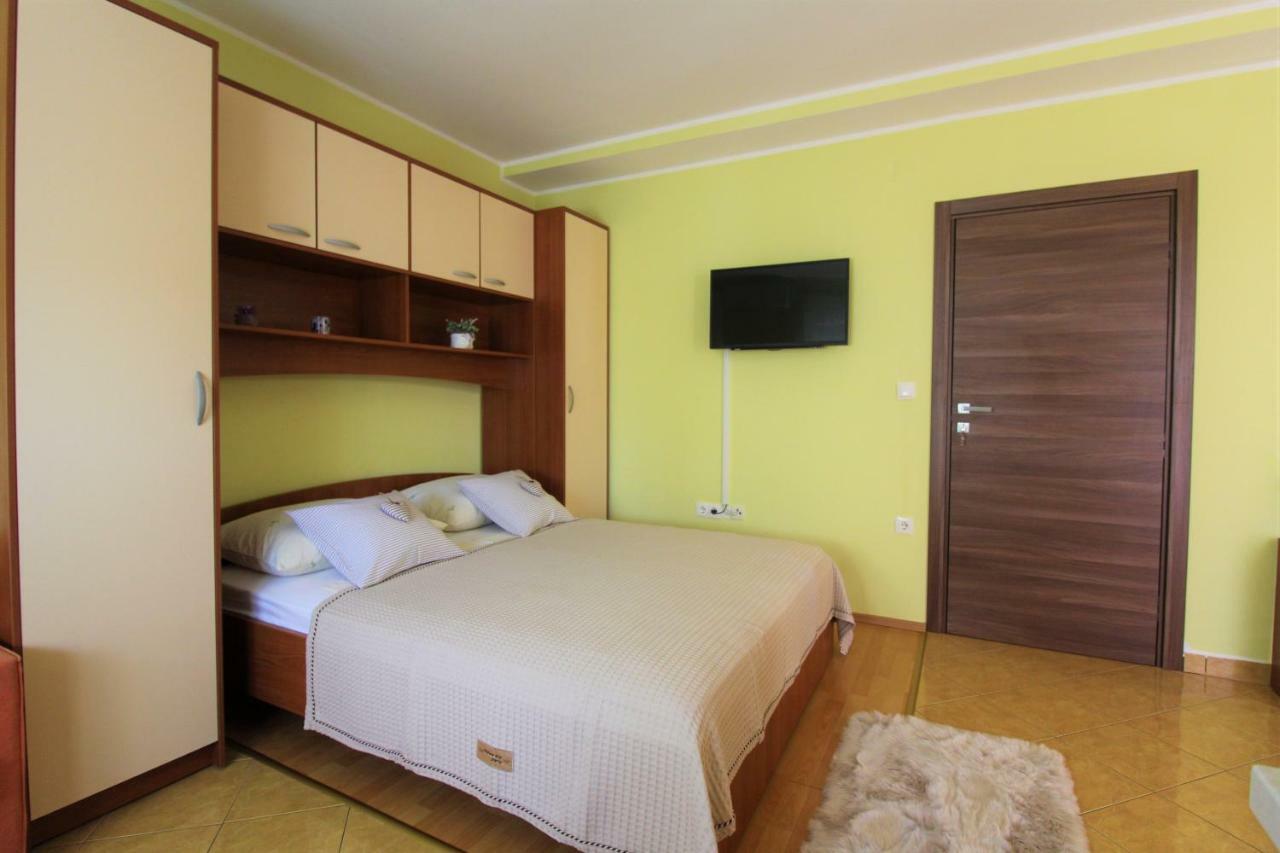 Apartments Villa Miranda Vodice Ngoại thất bức ảnh