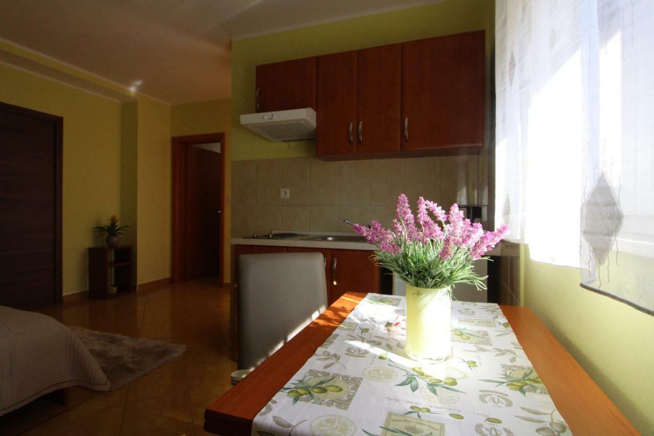 Apartments Villa Miranda Vodice Ngoại thất bức ảnh